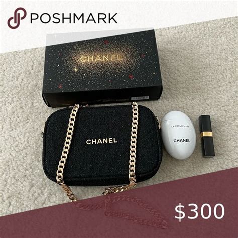 chanel gwp bag|chanel 2022 holiday gift set.